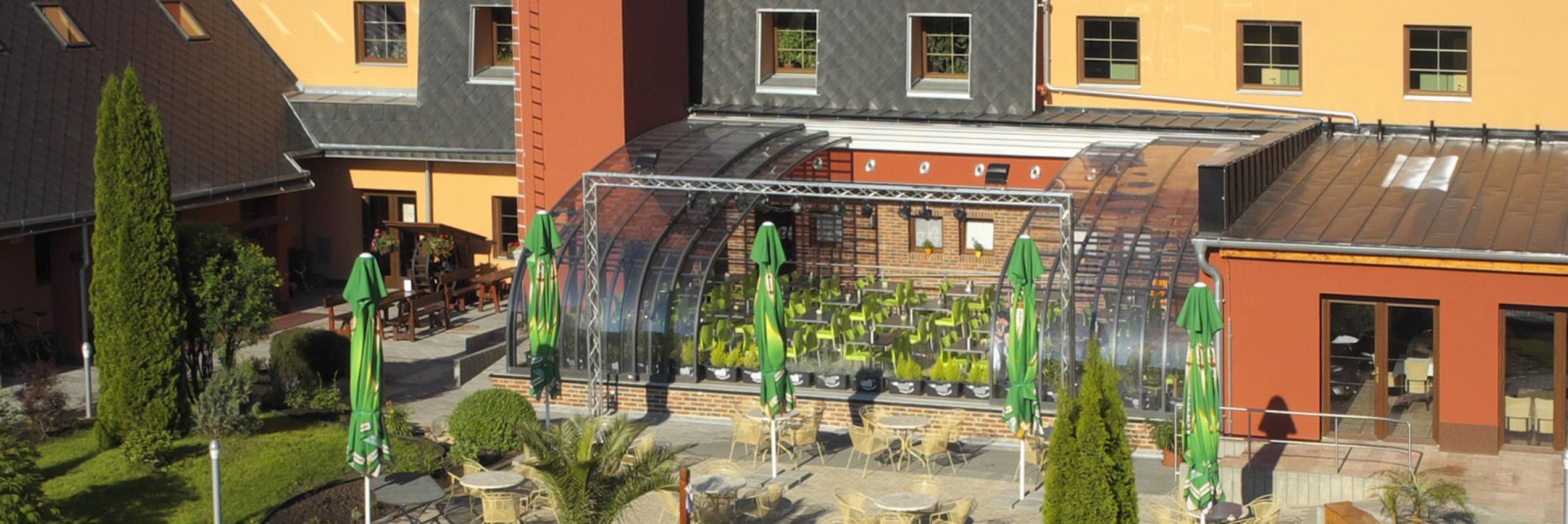 Uberdachungen Horeca Alukov At