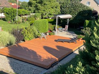 Mehr Platz mit POOLDECK-Terrasse