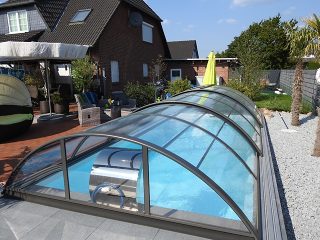 Swimming pool enclosure Azure Compact