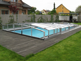 Retractable swimming pool enclosure CORONA