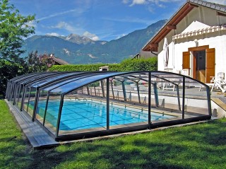 Pool enclosure Venezia with pure polycarbonate