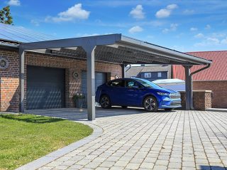 carport-solar-premium-elegante-solarlosung-fur-stilvolle-architektur.jpg