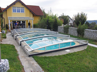 Copertura piscina bassa angolare Aquanova