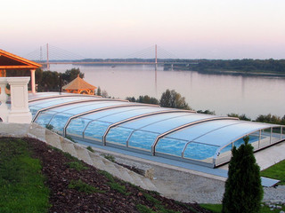 copertura bassa trasparente per piscina 