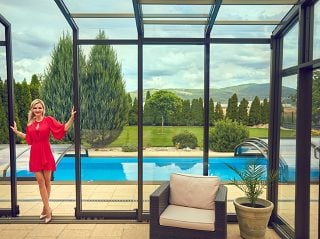 Extend your time on the terrace with the sliding terrace enclosure Corso