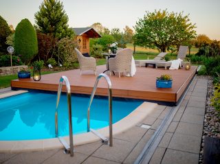 Pooldeck: Beautiful and functional mobile terrace