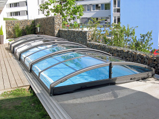 Pool cover IMPERIA NEO light increases water teperature of your pool