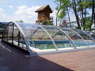 AZURE Compact pool enclosure