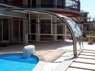 Pool enclosure STYLE by Alukov