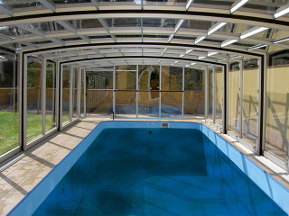 Inground pool enclosure VISION™ by Alukov