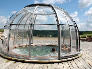 Hot tub cover SPA DOME ORLANDO® is retractable enclosure by Alukov
