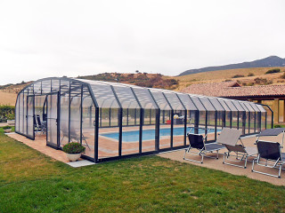 Free time spent in pool covered by  OCEANIC enclosure
