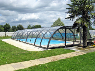 Swimming pool enclosure UNIVERSE can be opened on front side of the cover - beige