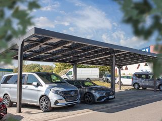 Carport Solar - Praktické firemní parkování
