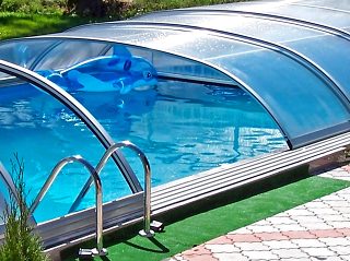 Polootevřené zastřešení bazénu Elegant NEO Polootevřené zastřešení bazénu Elegant NEO