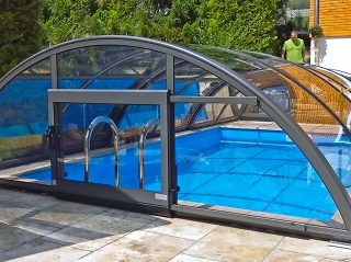 Středně vysoké zastřešení bazénu, model UNIVERSE NEO™