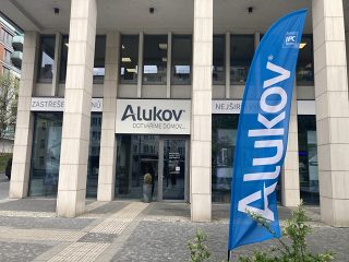 Vítejte na pražském showroomu firmy Alukov