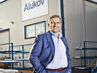 Gesselschaft ALUKOV hat von 2014  das neue logo
