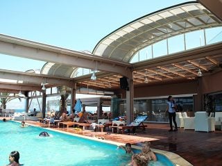 Poolüberdachung für hotel in Spanien - spezifische lösung