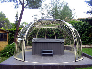 Hot tub enclosure SPA SUNHOUSE in woodlike imitation