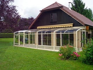 Patio enclosure CORSO significantly increases thermal isolation of adjacent walls