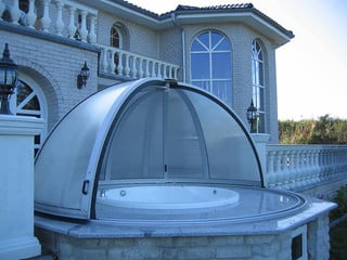 Enclosure ORIENT - for your pool