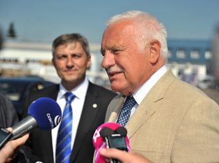 Václav Klaus adta át cseh üzemünk új csarnokát