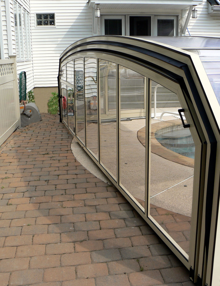 Pool enclosure Oceanic Low - retractable pool cover | SPA International ...