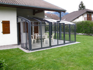 Patio enclosure CORSO Solid increases thermal insulation of house