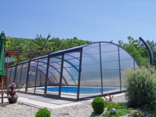 Lower pool enclosure RAVENA