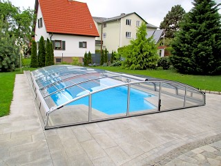 Swimming pool enclosure Imperia in silver color