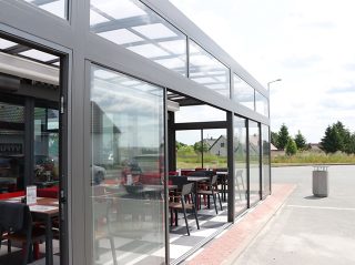 Pergola Venti kan ook worden gebruikt voor restaurantfaciliteiten