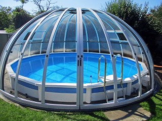 High line pool enclosure Orient