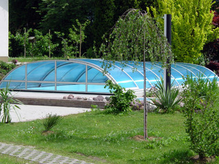 Pool enclosure ELEGANT over standard pool