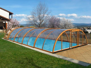 Pool enclosure UNIVERSE helps to keep your pool cleaner