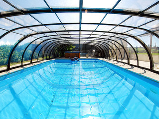 Retractable pool enclosure UNIVERSE - a look from inside