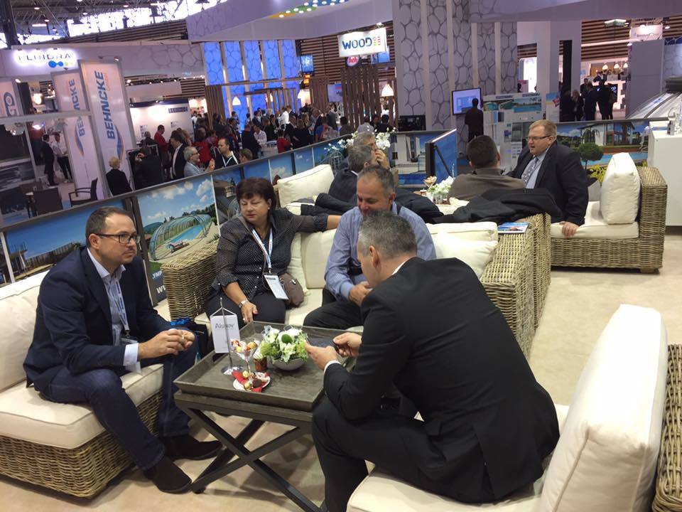 Expozitia  PISCINE GLOBAL,  Lyon , Franta