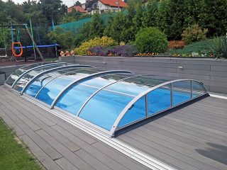 Acoperire piscina AZURE Flat Compact cu usa laterala glisanta