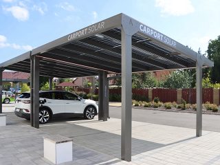 Carport Solar in front of Alukov company