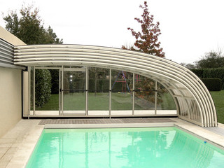 Pool enclosure STYLE can be uses also for public swimming pool