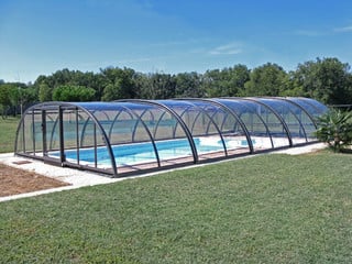 Large pool cover fits great on every type of pool