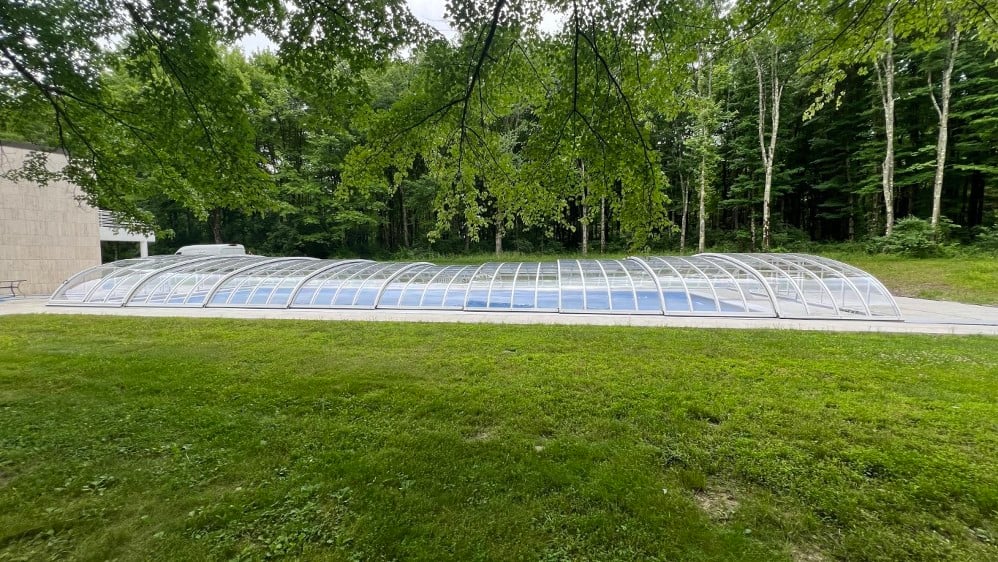 Pool enclosure Elegant in Hopewell