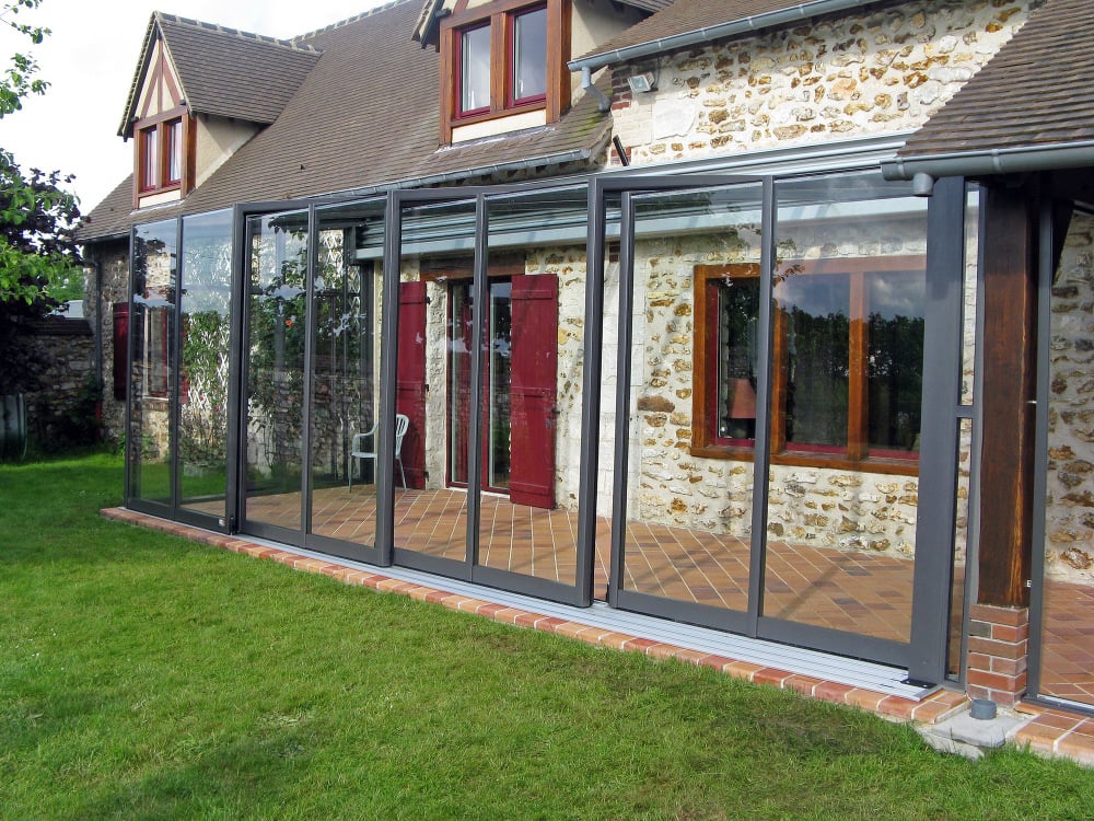 retractable patio enclosures