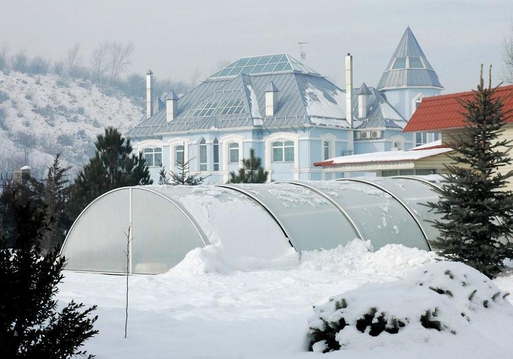 Protecting A Pool During Freezing Weather