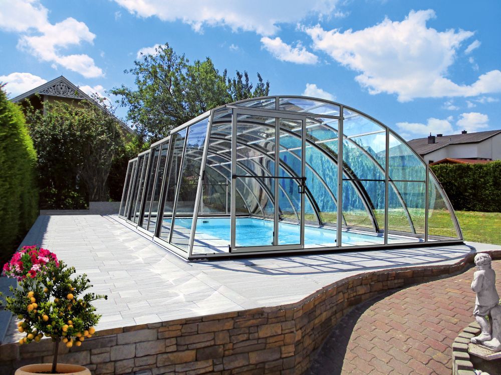 High line pool enclosure Ravena