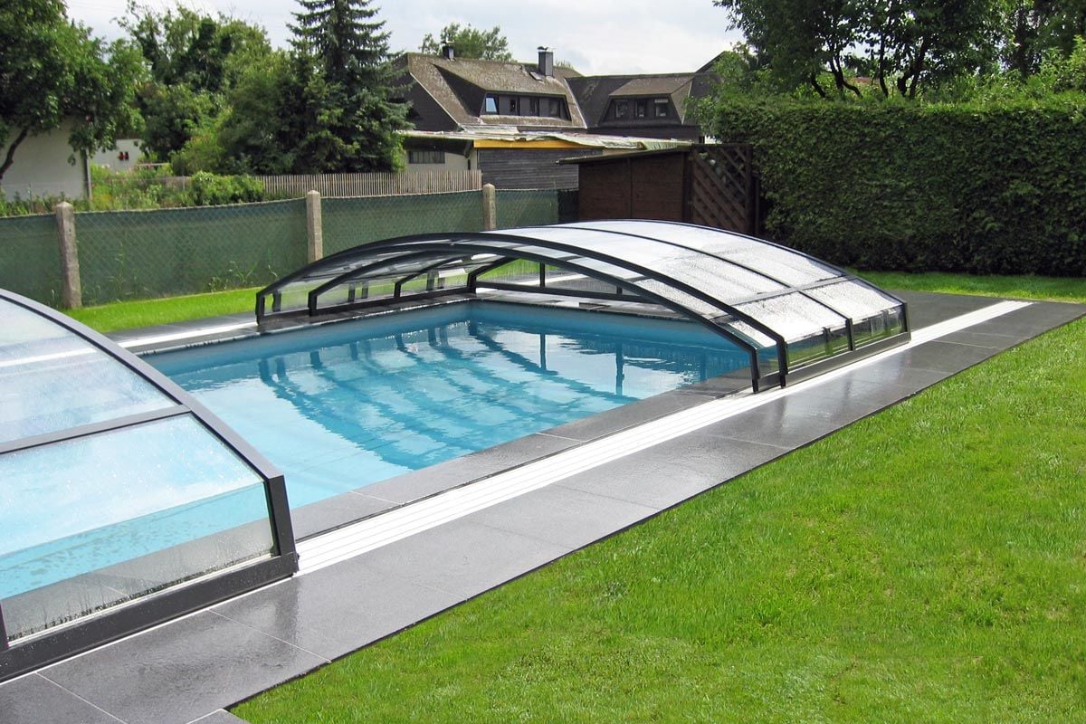 Closed retractable swimming pool enclosure Imperia | sunrooms ...