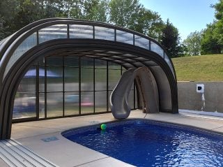Atypical pool enclosure LAGUNA