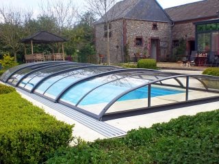 Azure Flat Compact pool enclosure
