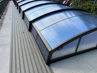 Extra long pool enclosure IMPERIA with 10 segments