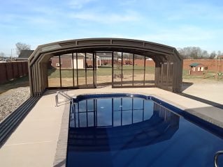 Fully opened pool enclosure Oceanic High 